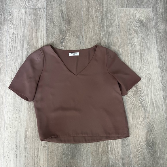 Babaton Randy Blouse in dusty rose colour - Picture 2 of 3